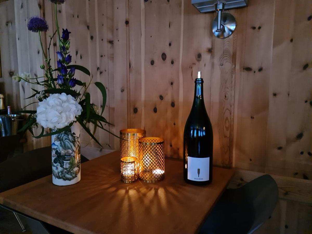 Chesa Prema Bed & Breakfast - Restaurant Disentis Buitenkant foto
